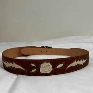 *NWT* Tecovas Women's Rose Inlay Belt